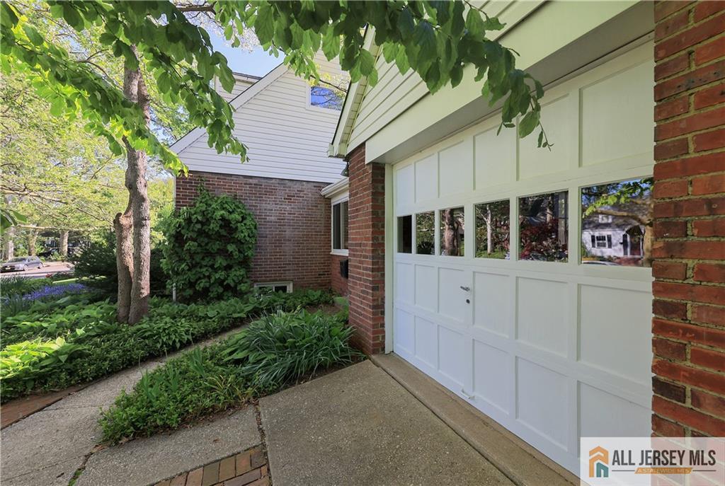 25 Voorhees, Metuchen, NJ, 08840