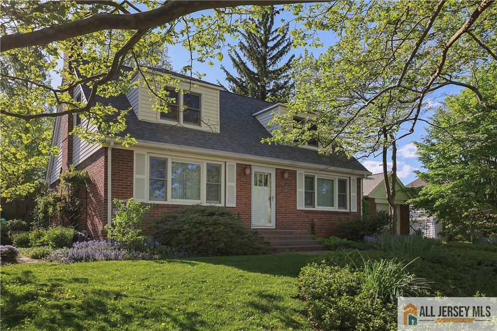 25 Voorhees, Metuchen, NJ, 08840