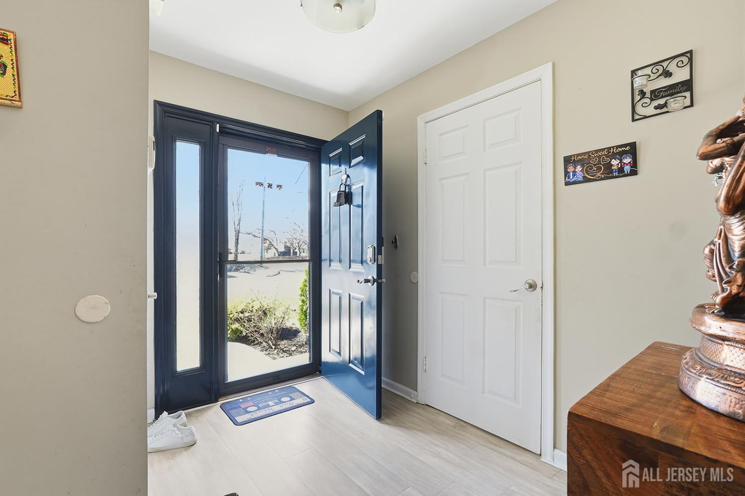 23 Scotto, South Brunswick, NJ, 08810