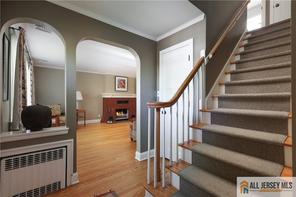 25 Voorhees, Metuchen, NJ, 08840