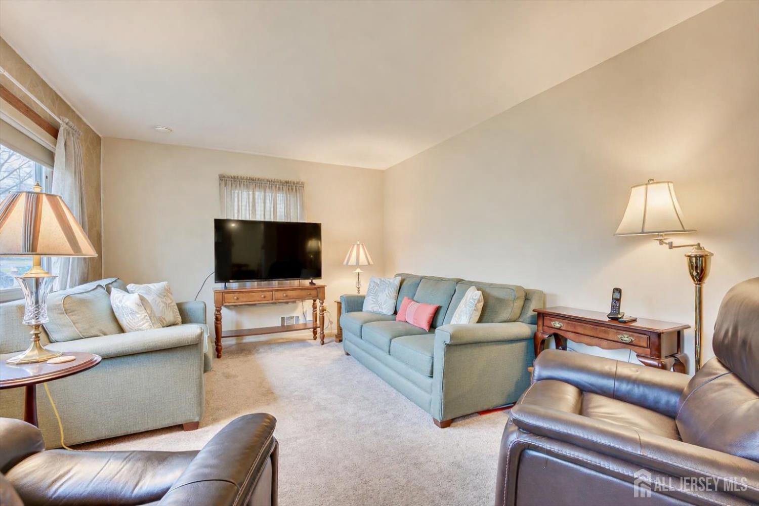 65 Rose, Edison, NJ, 08817