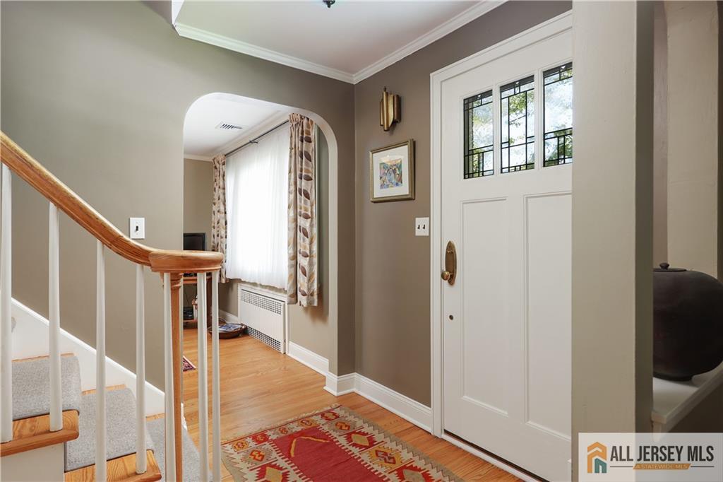 25 Voorhees, Metuchen, NJ, 08840