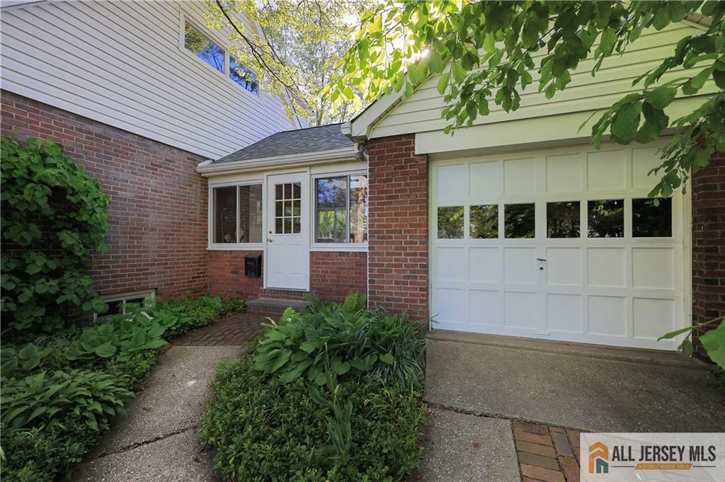 25 Voorhees, Metuchen, NJ, 08840