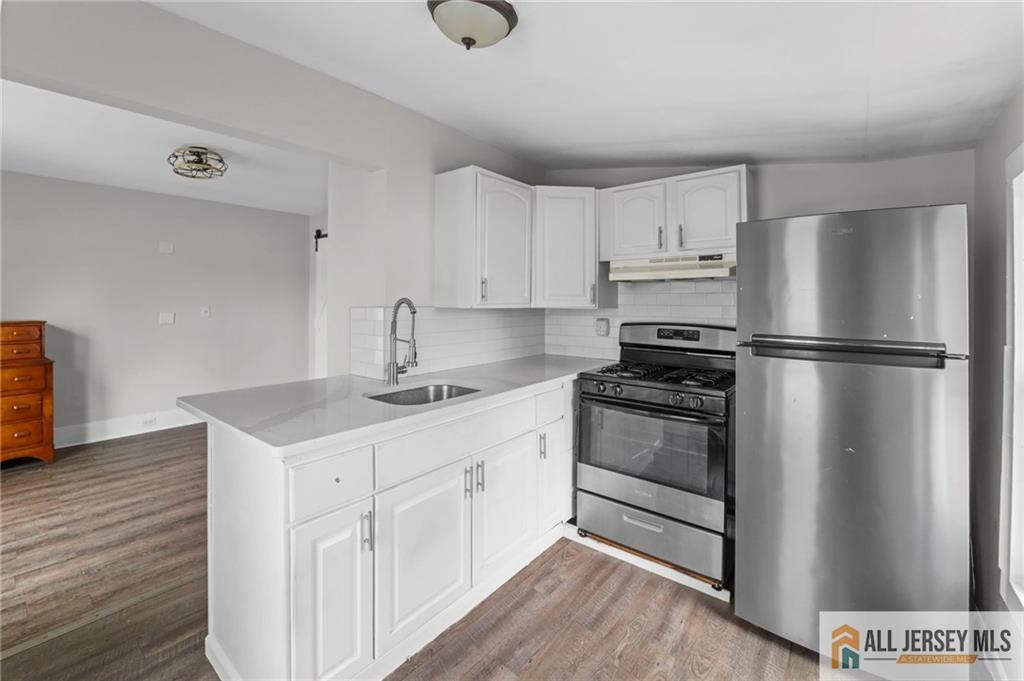 56 Caroline, Trenton, NJ, 08610