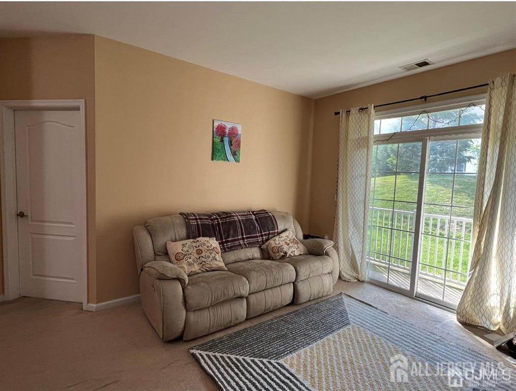 2318 Edward stec, Edison, NJ, 08837