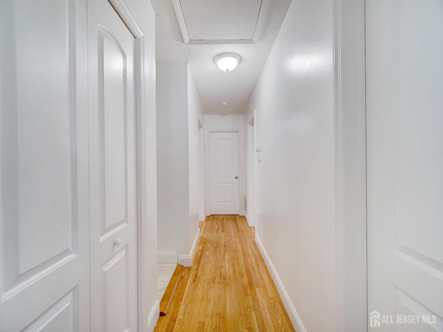 17 Thelma, Colonia, NJ, 07067