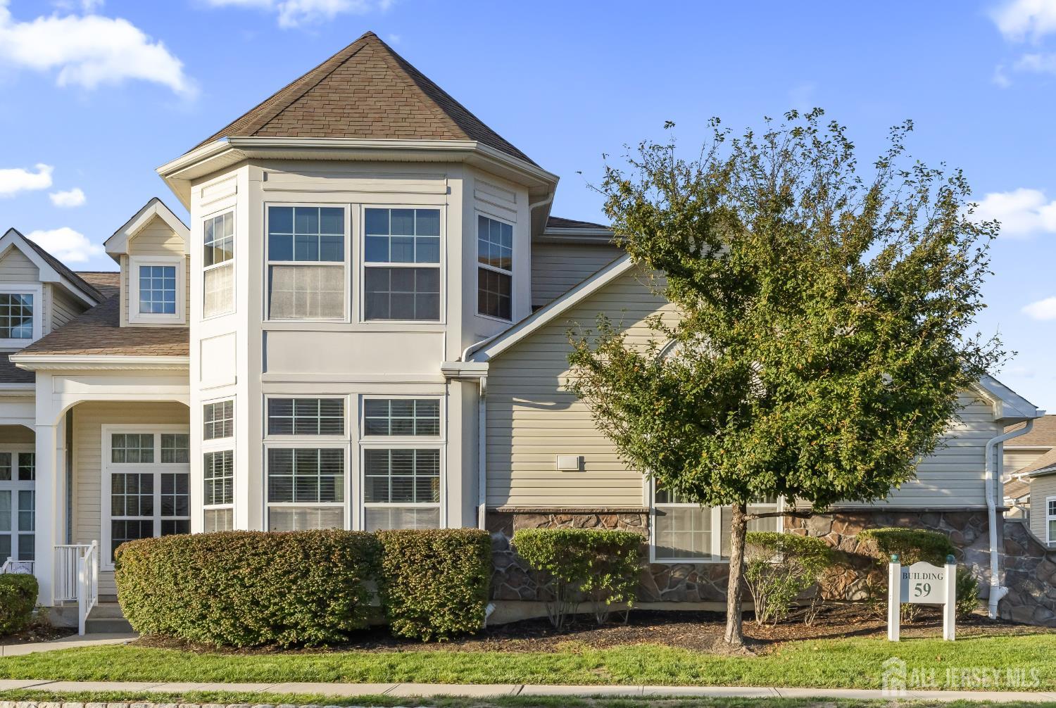 Homes for Sale in South Brunswick, NJ
