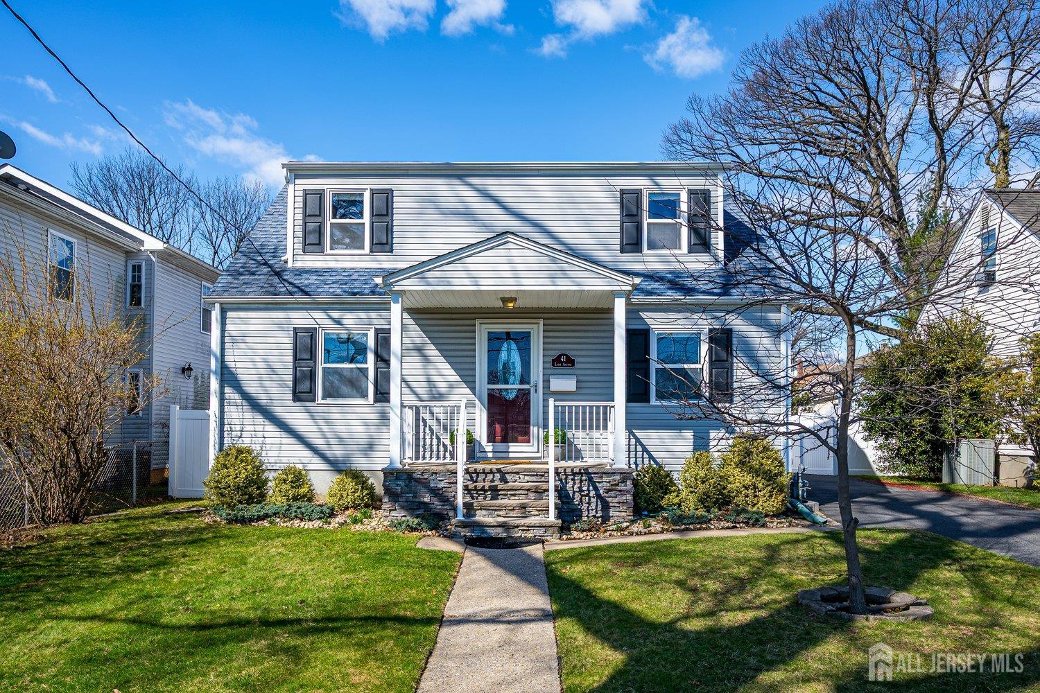 Homes for Sale in Metuchen, NJ