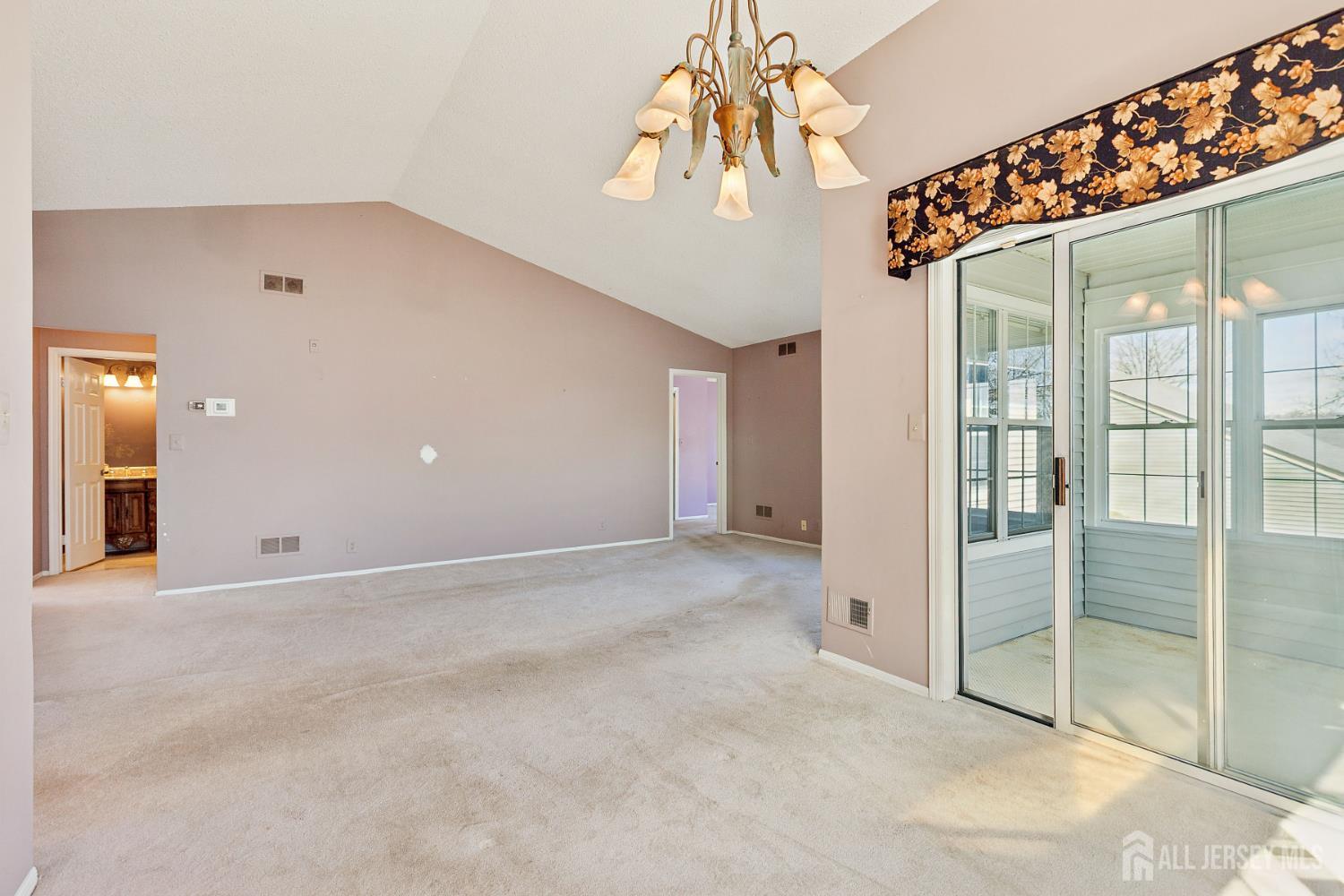 10 Andrew Johnson UNIT C, Monroe, NJ, 08831