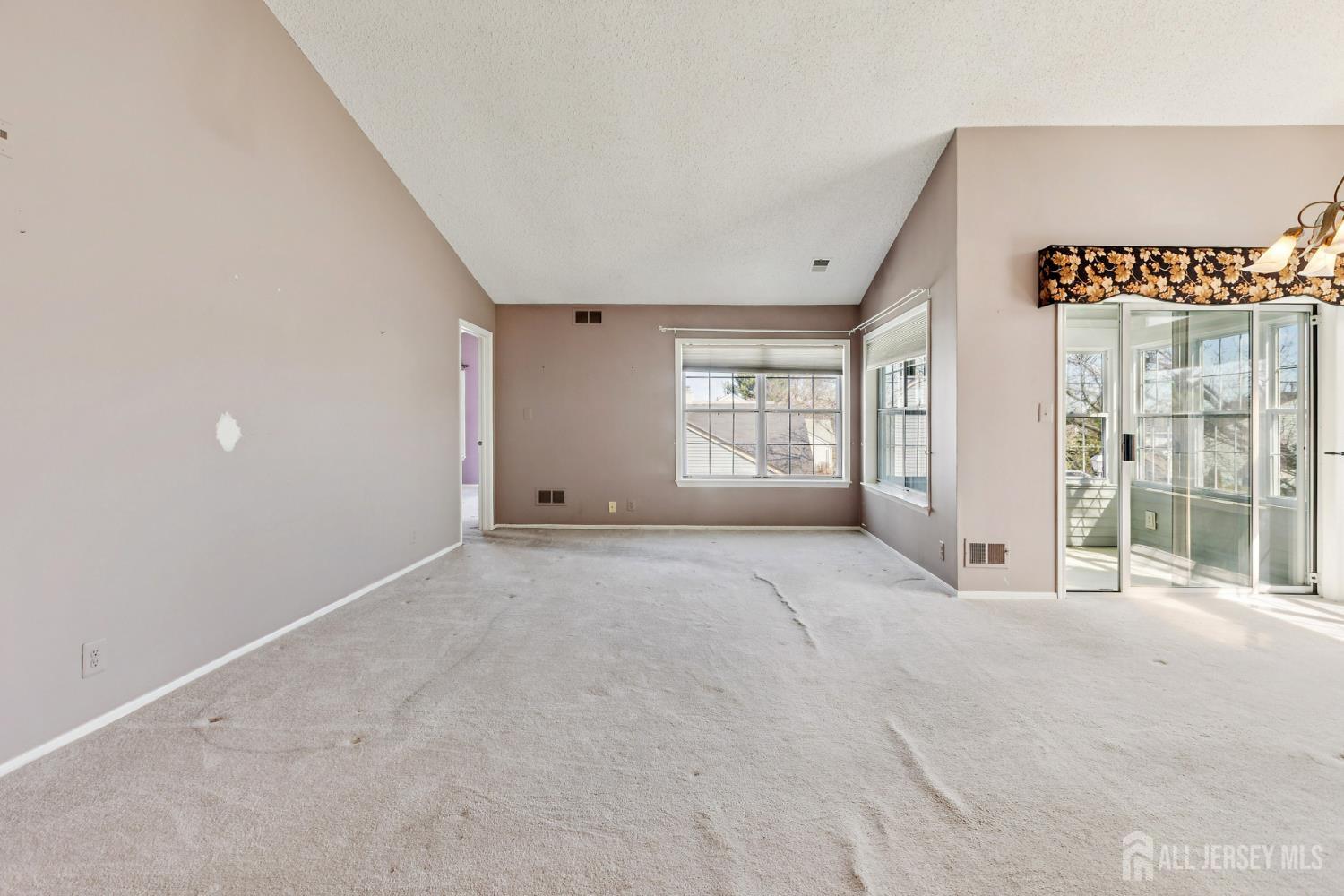 10 Andrew Johnson UNIT C, Monroe, NJ, 08831