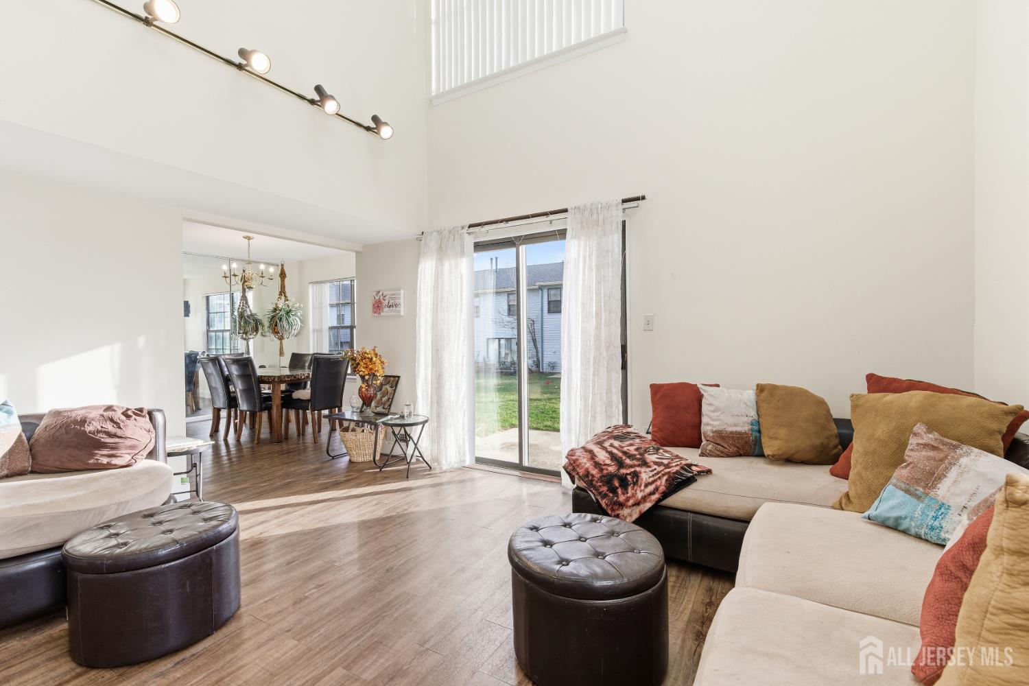 29 Exeter, Franklin, NJ, 08873