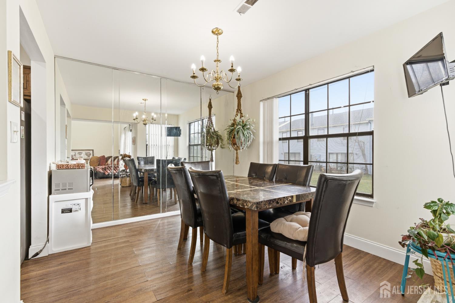 29 Exeter, Franklin, NJ, 08873