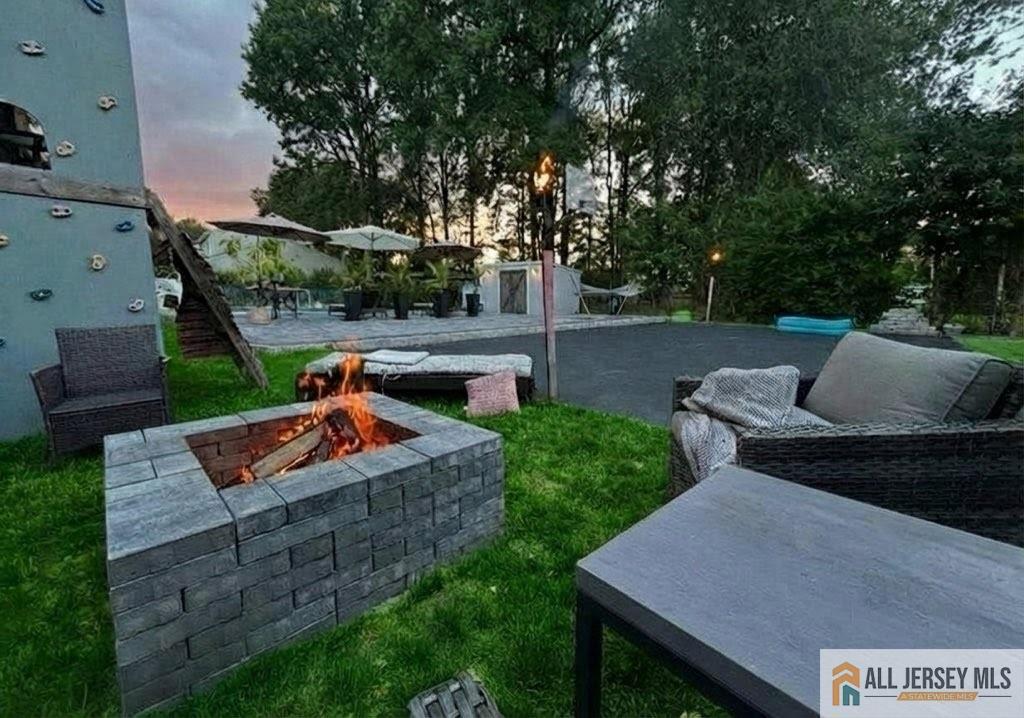 15 New Dover, Colonia, NJ, 07067