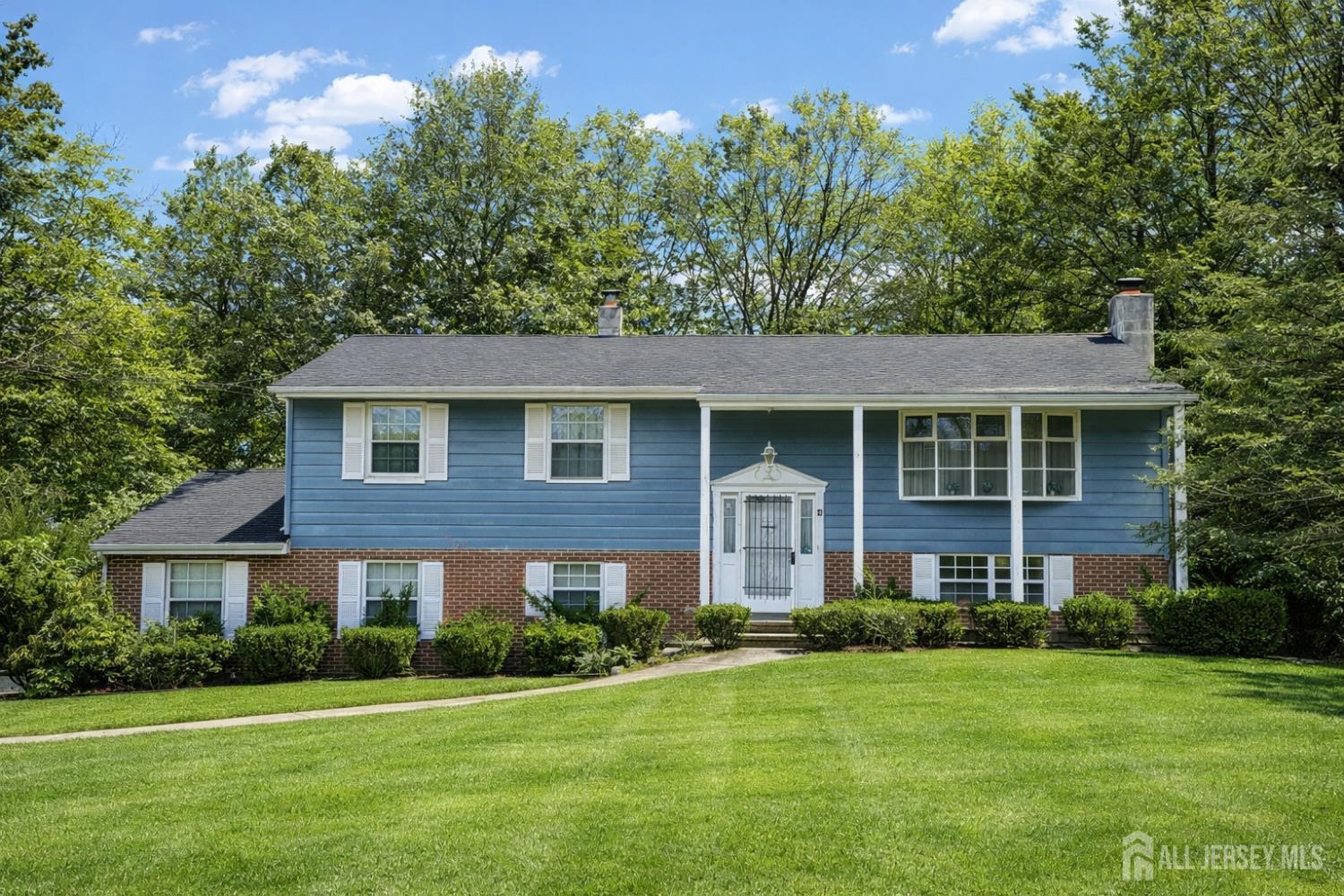 4 Walnut, Monroe, NJ, 08831