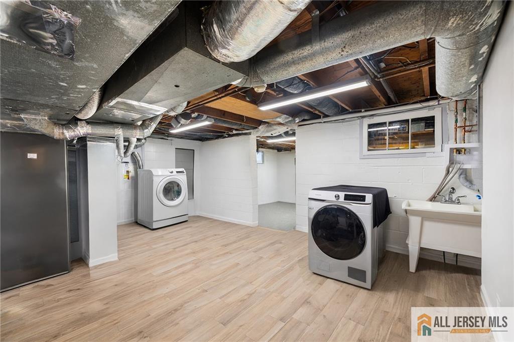 15 New Dover, Colonia, NJ, 07067