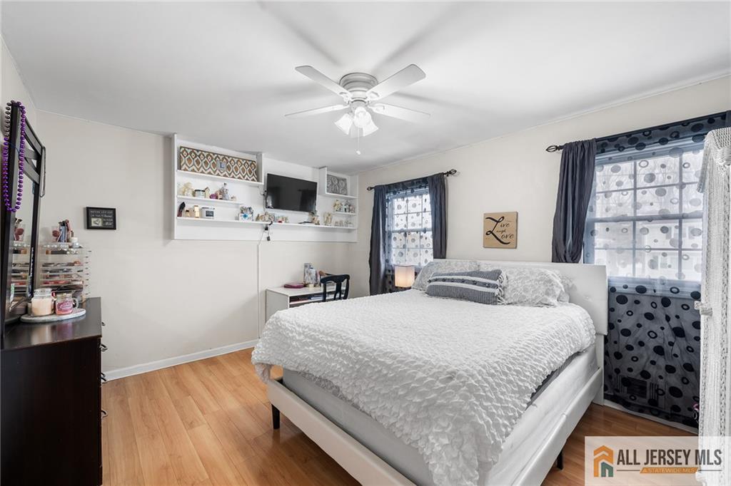 15 New Dover, Colonia, NJ, 07067