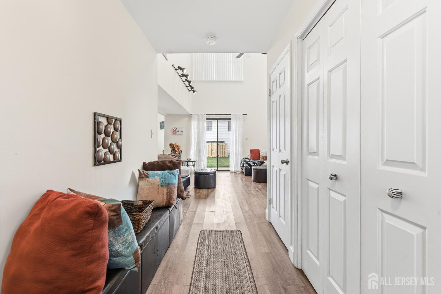 29 Exeter, Franklin, NJ, 08873