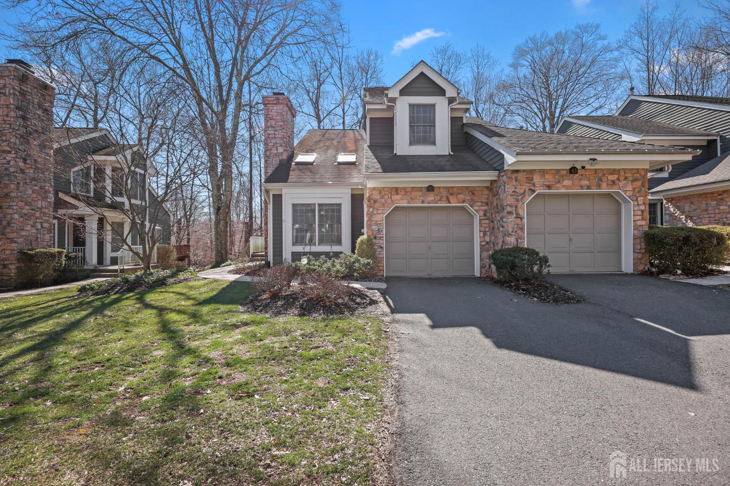 Homes for Sale in South Brunswick, NJ