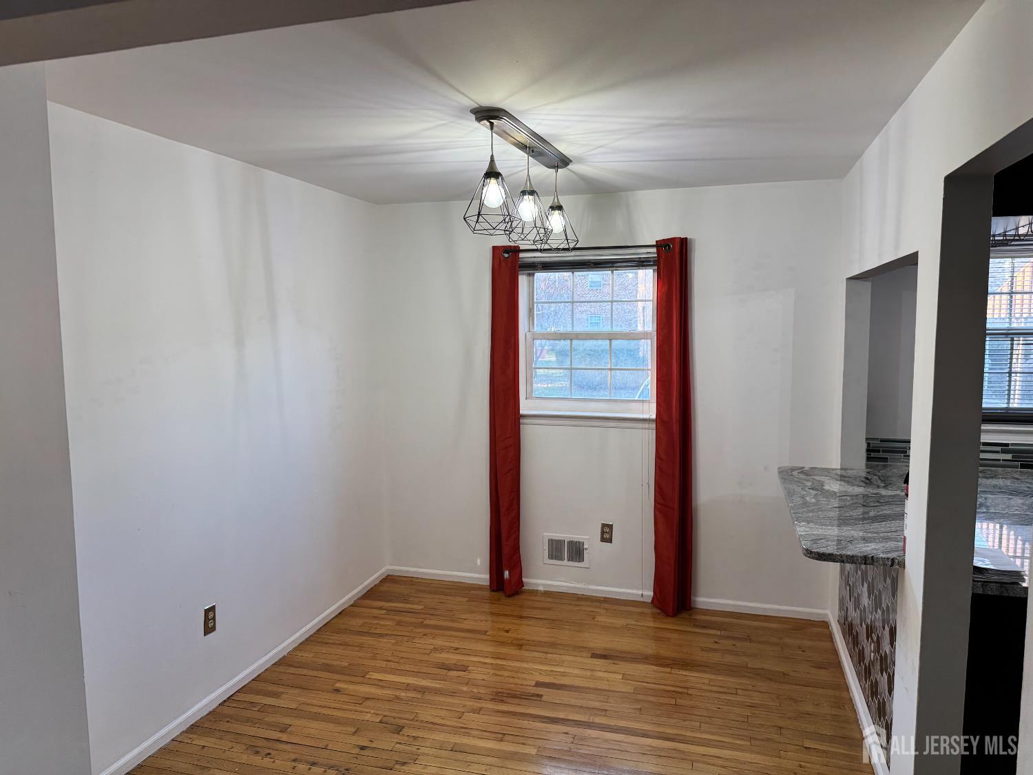 6501 Avenue C, Edison, NJ, 08837