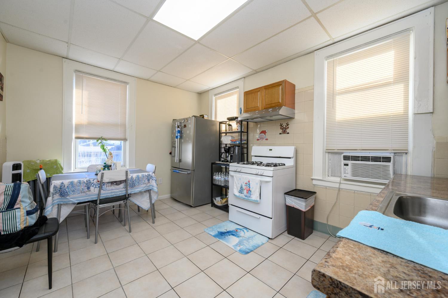 427-429 N N 12th, Newark, NJ, 07107