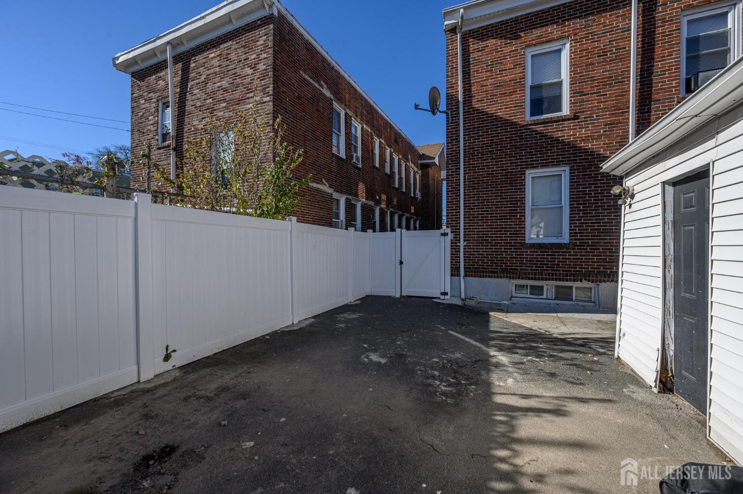 427-429 N N 12th, Newark, NJ, 07107