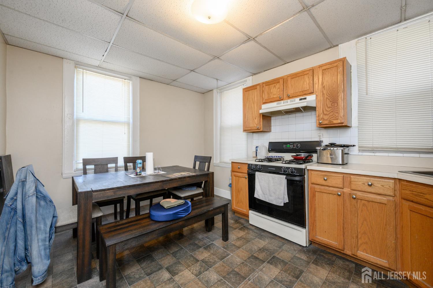 427-429 N N 12th, Newark, NJ, 07107