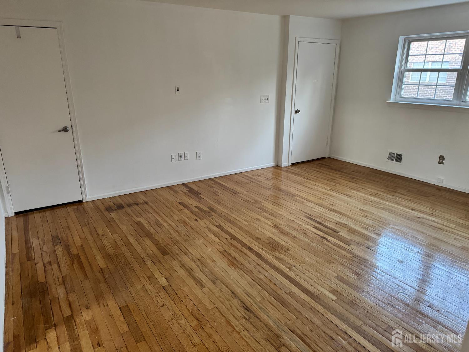 6501 Avenue C, Edison, NJ, 08837