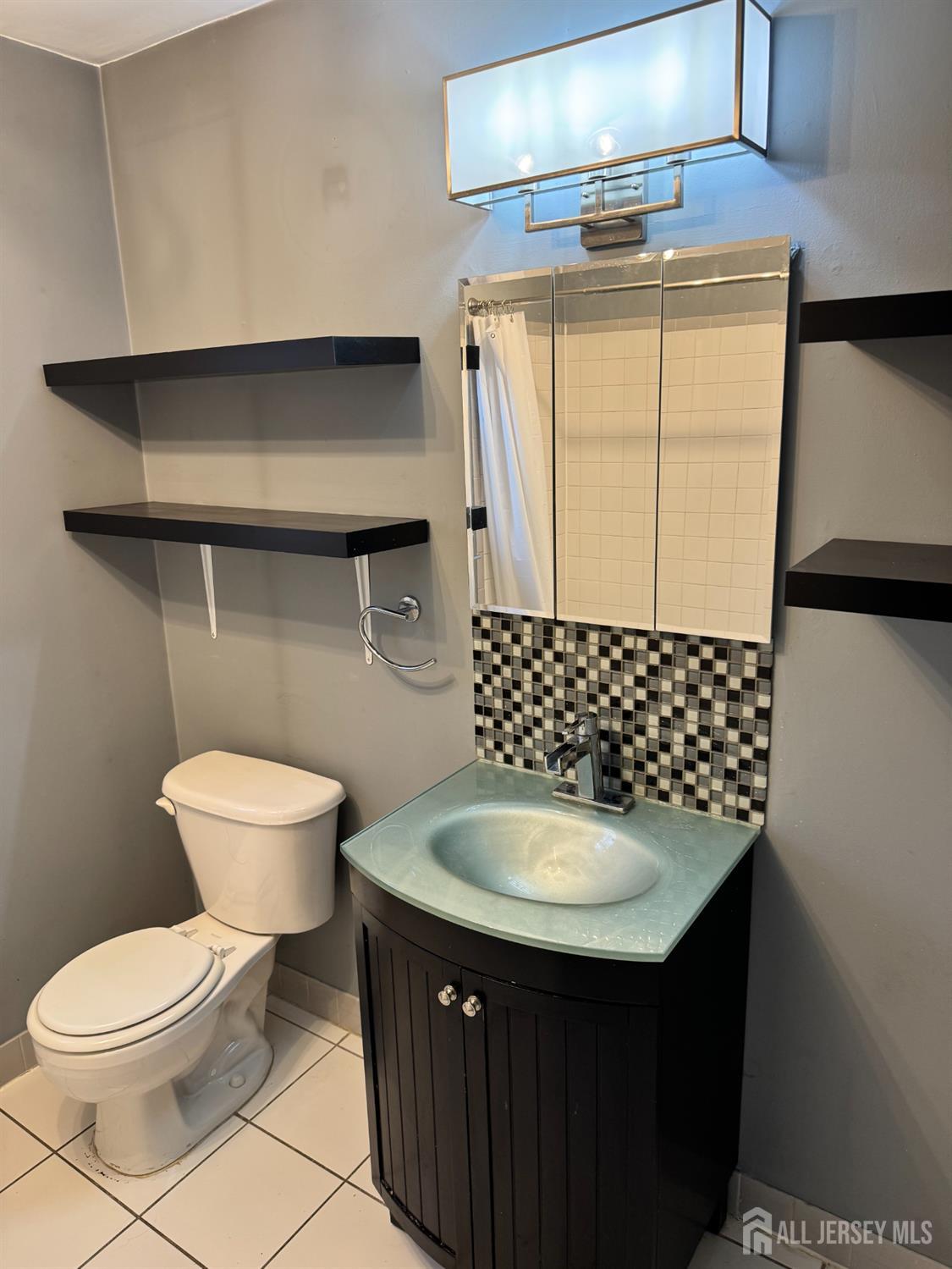 6501 Avenue C, Edison, NJ, 08837