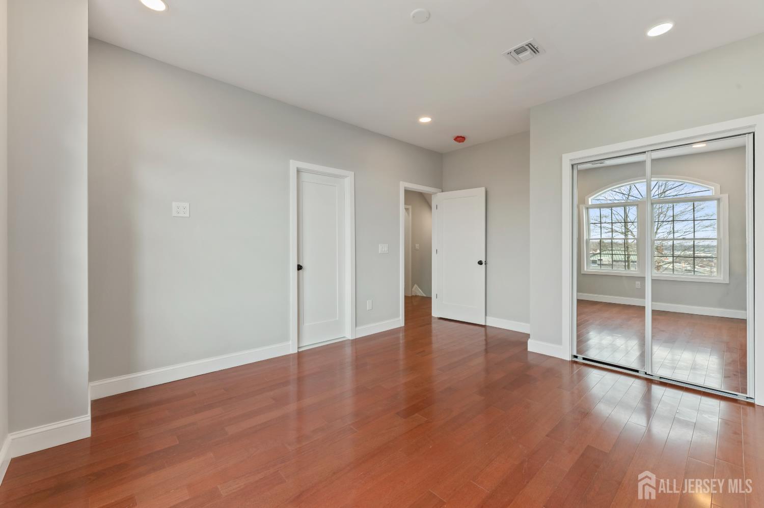 1855 Woodland, Edison, NJ, 08820