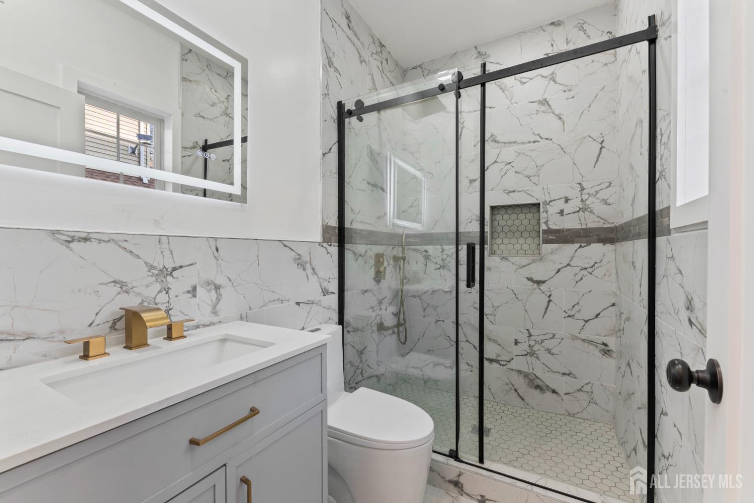 1855 Woodland, Edison, NJ, 08820