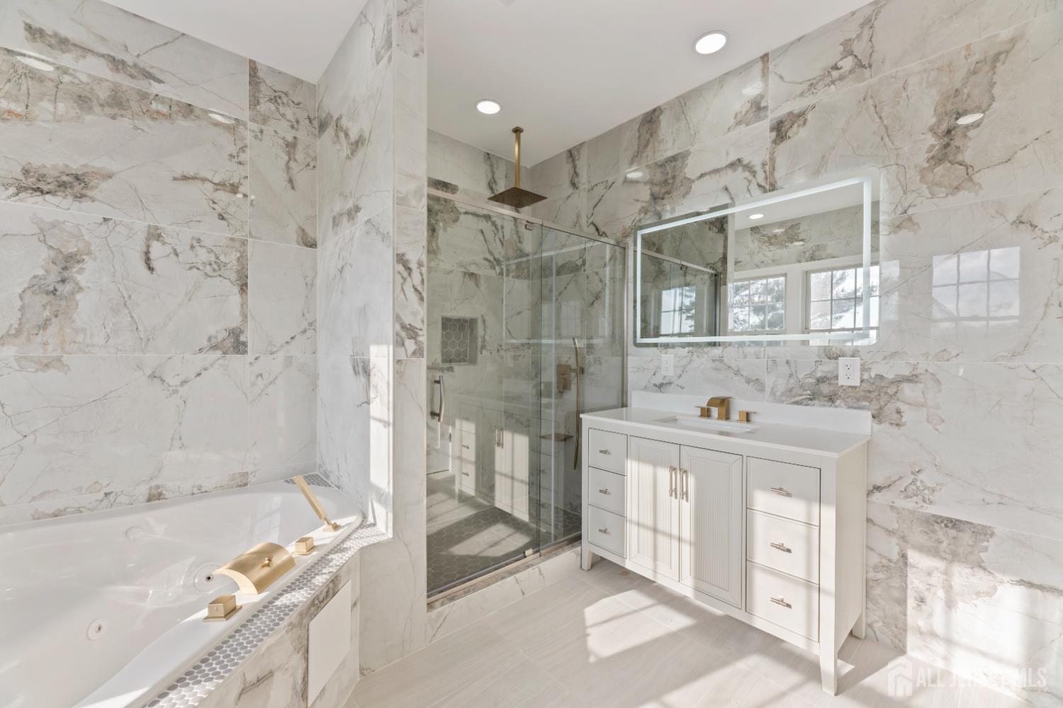 1855 Woodland, Edison, NJ, 08820