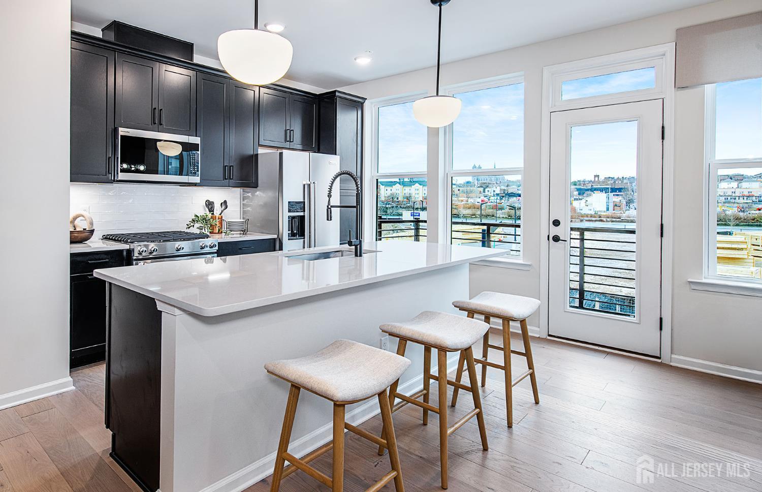 Homes for Sale in South Brunswick, NJ