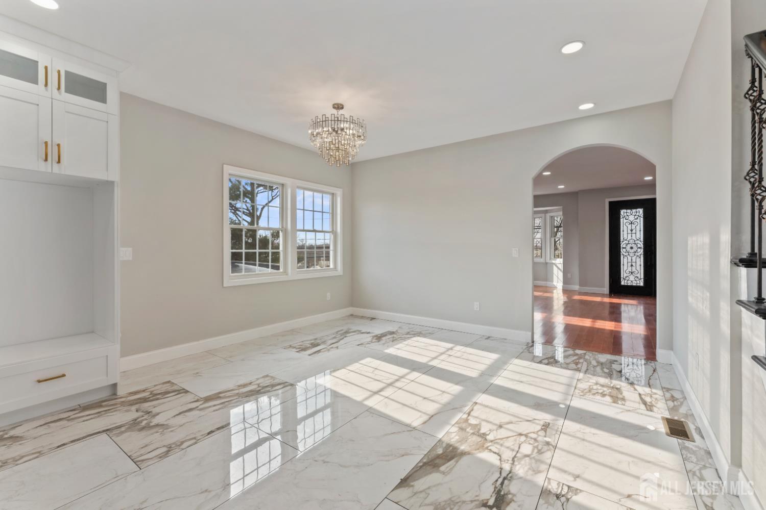 1855 Woodland, Edison, NJ, 08820