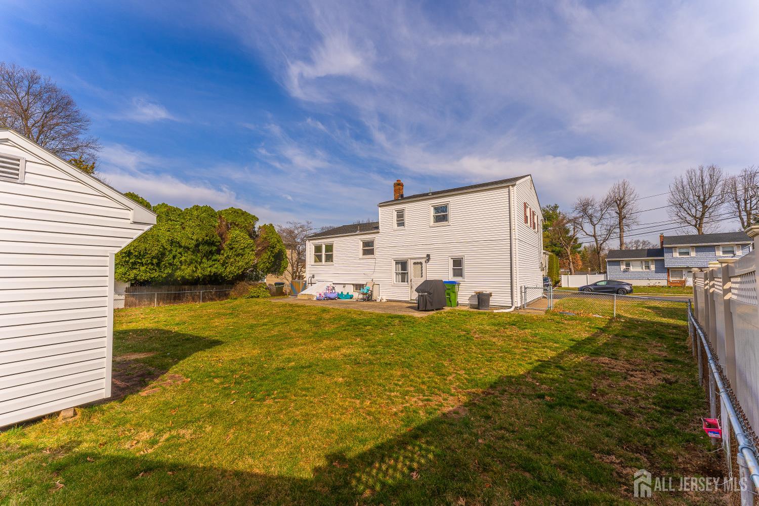 4 Estok, Edison, NJ, 08817