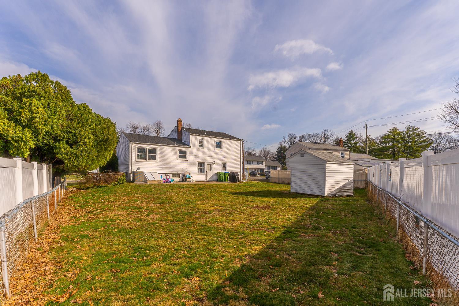 4 Estok, Edison, NJ, 08817