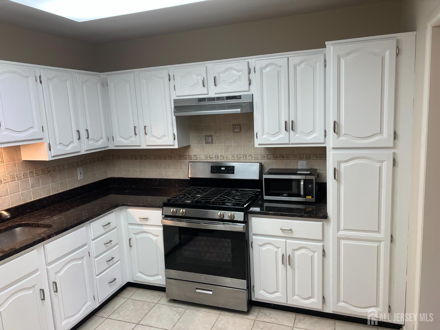 92 Heather, Edison, NJ, 08820