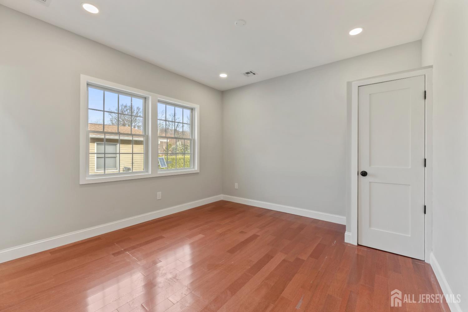 1855 Woodland, Edison, NJ, 08820