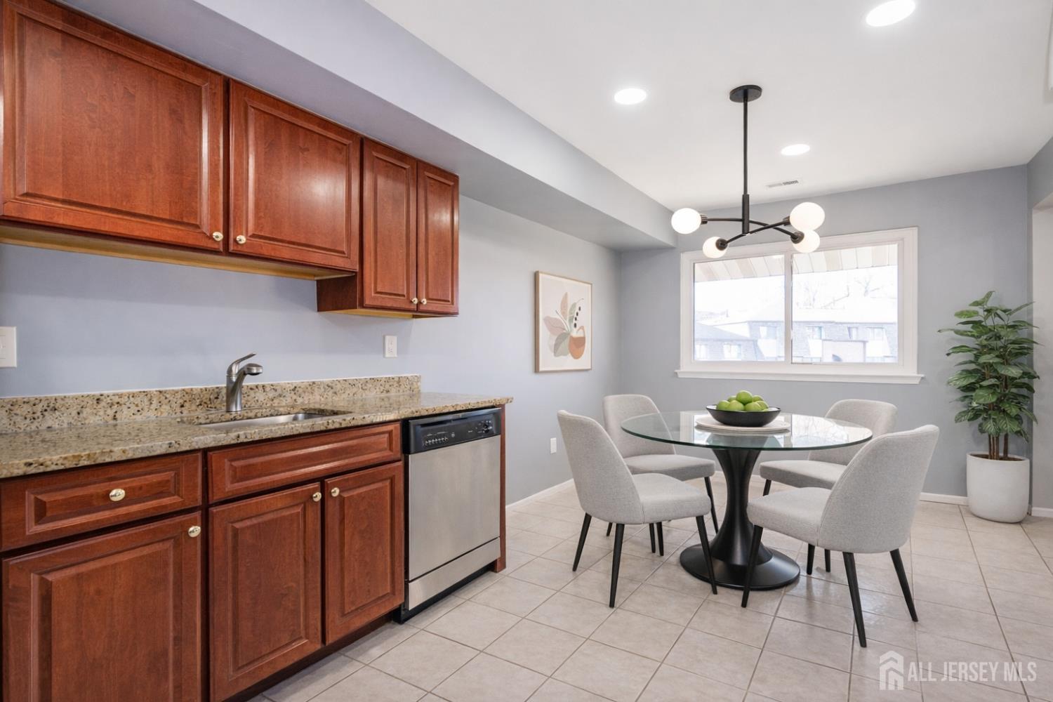 1614 Edison Glen, Edison, NJ, 08837