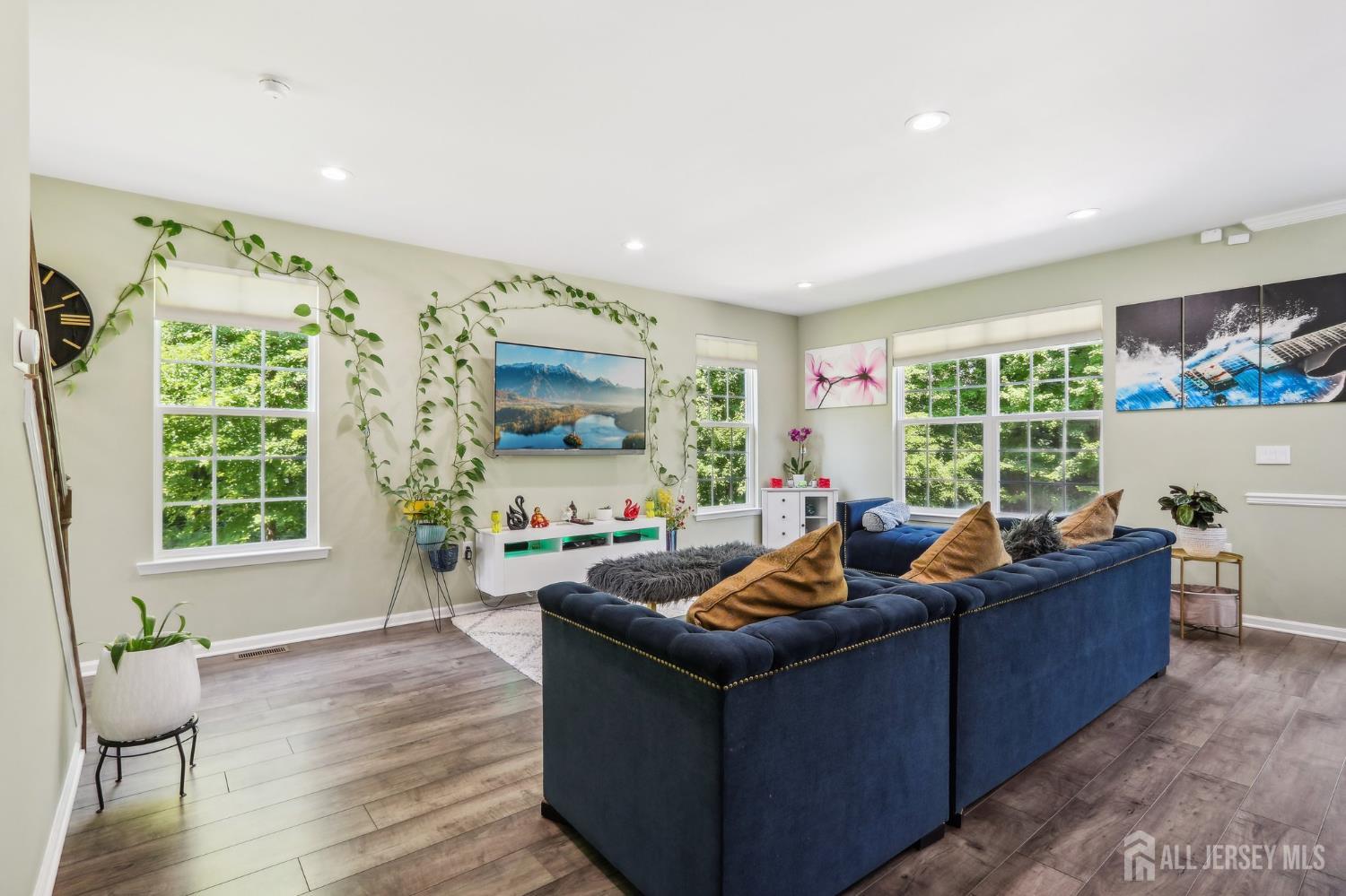 206 Shields, South Brunswick, NJ, 08852