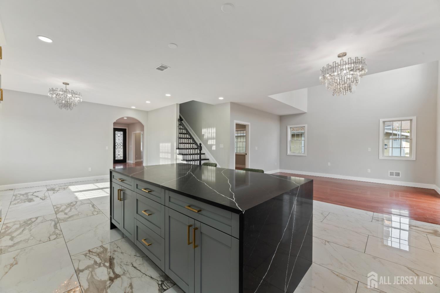 1855 Woodland, Edison, NJ, 08820