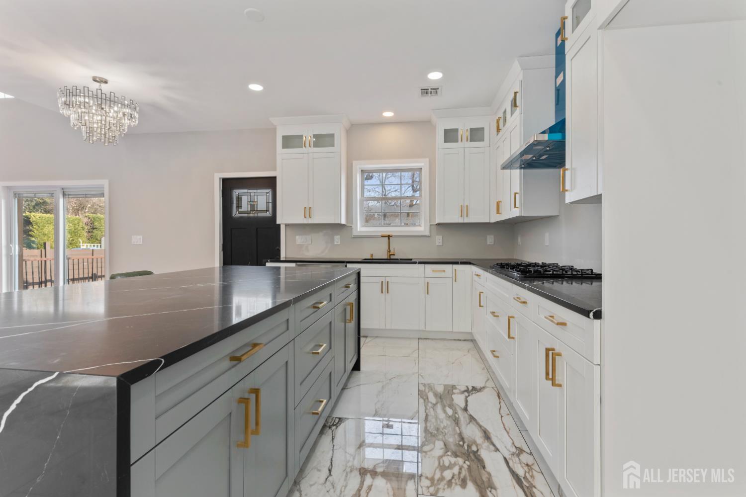 1855 Woodland, Edison, NJ, 08820