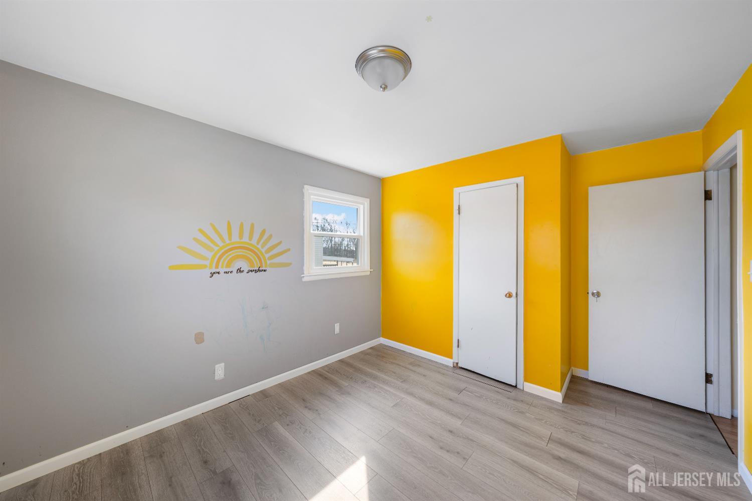 4 Estok, Edison, NJ, 08817