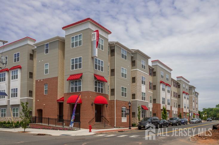 88 Roosevelt UNIT 212, Carteret, NJ, 07008