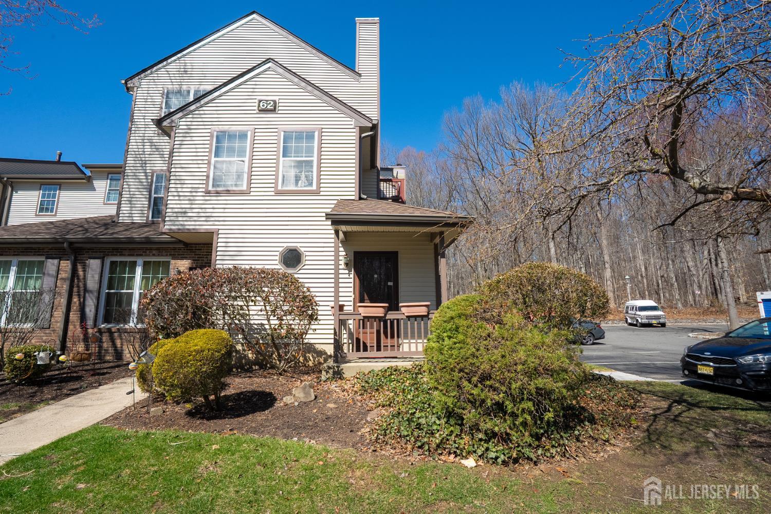 Homes for Sale in South Brunswick, NJ