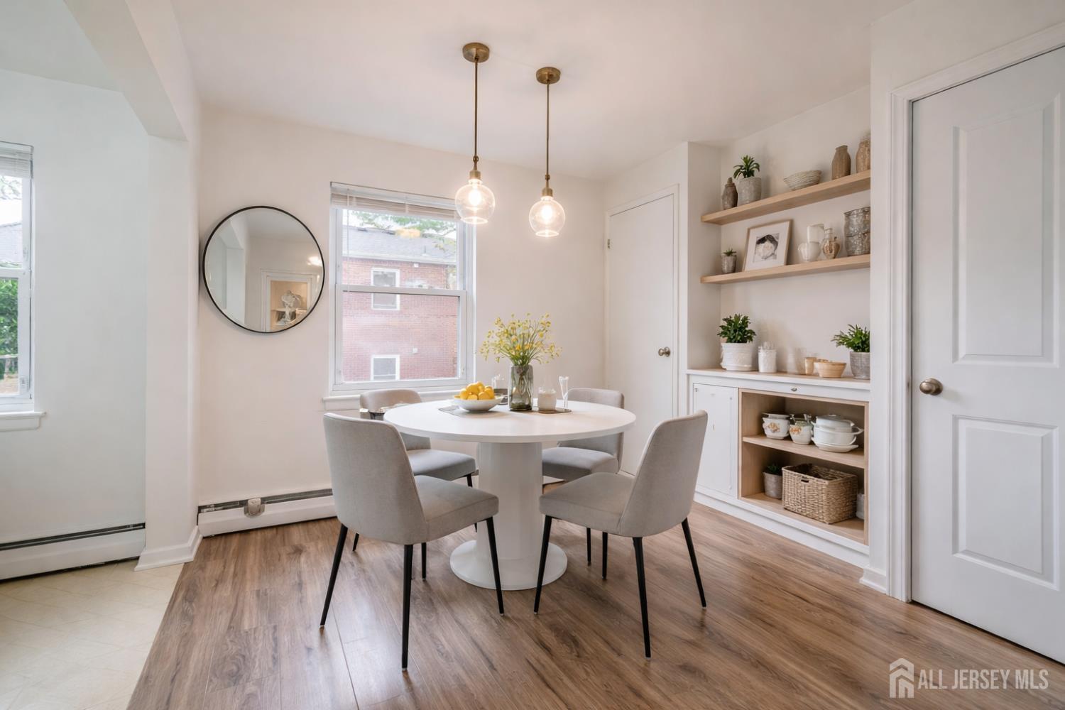 72 Fox UNIT 7b, Edison, NJ, 08817