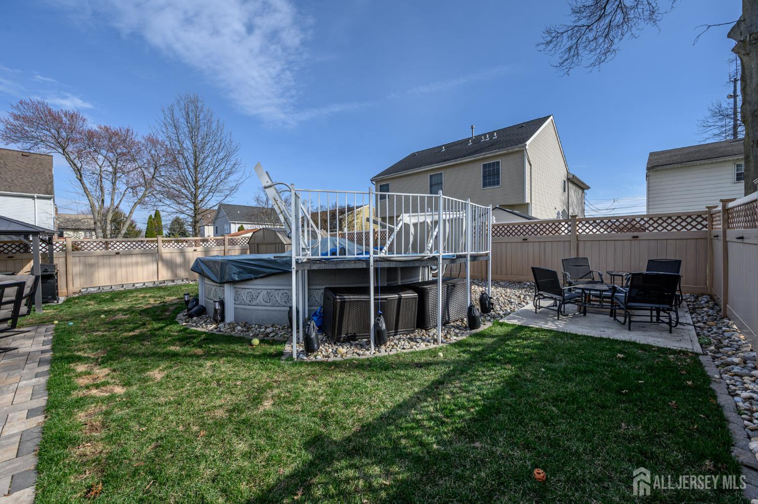 245 Florence, Colonia, NJ, 07067
