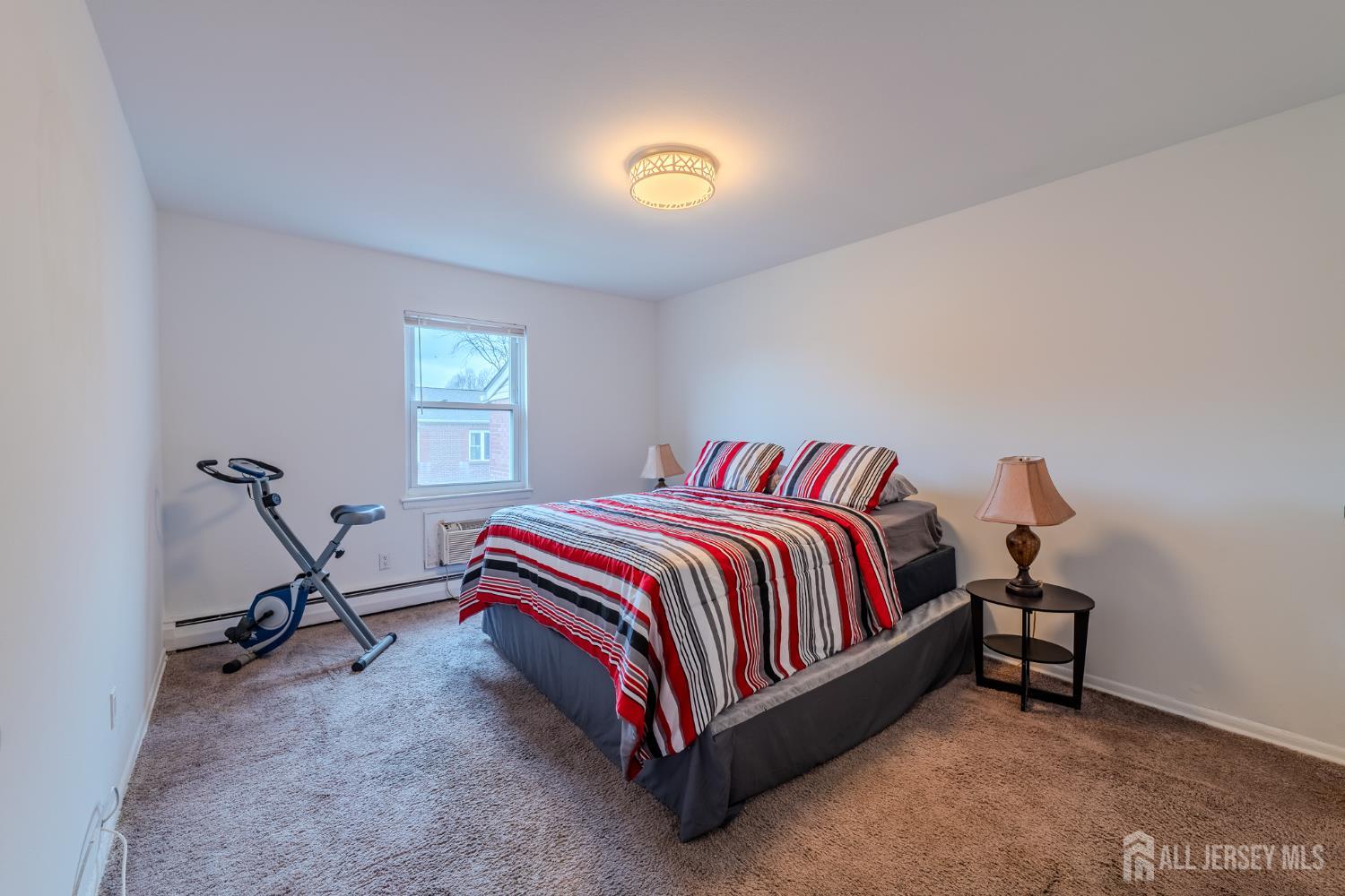 72 Fox UNIT 7b, Edison, NJ, 08817