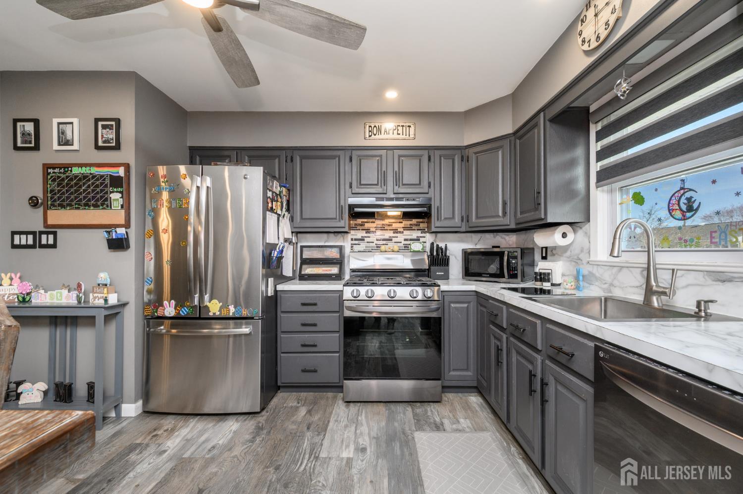 245 Florence, Colonia, NJ, 07067