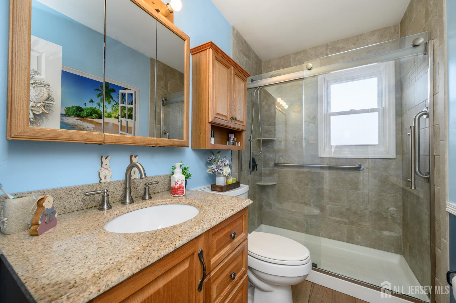 245 Florence, Colonia, NJ, 07067