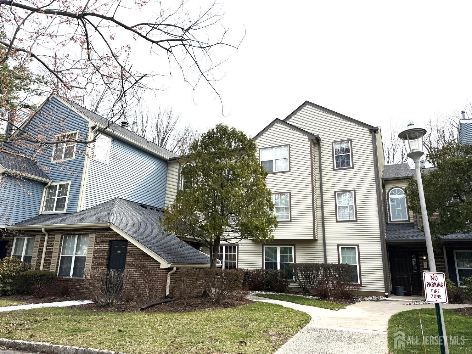 Homes for Sale in South Brunswick, NJ